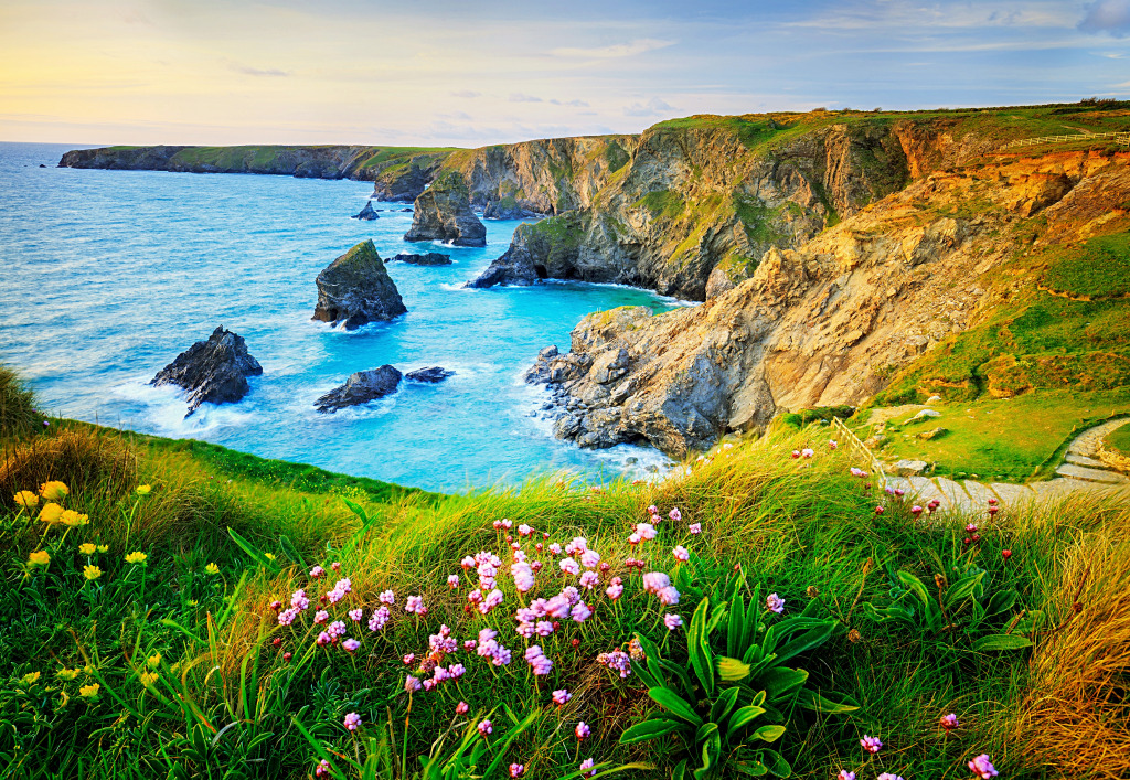 Sunset at Bedruthan Steps, North Cornwall, UK jigsaw puzzle in Great Sightings puzzles on TheJigsawPuzzles.com