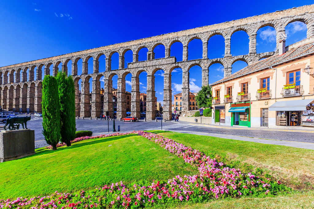 Ancient Roman Aqueduct in Segovia, Spain jigsaw puzzle in Puzzle of the Day puzzles on TheJigsawPuzzles.com