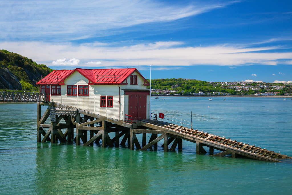 Mumbles Pier, Gower, Swansea, Pays de Galles, Royaume-Uni jigsaw puzzle in Magnifiques vues puzzles on TheJigsawPuzzles.com