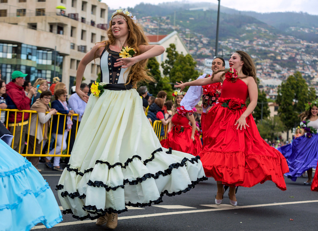 Flower Festival Parade in Funchal, Madeira jigsaw puzzle in People puzzles on TheJigsawPuzzles.com