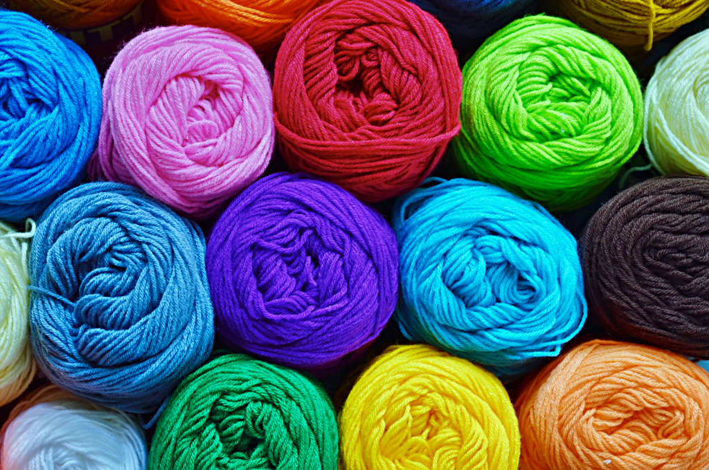 Farbige Wollknähle jigsaw puzzle in Makro puzzles on TheJigsawPuzzles.com