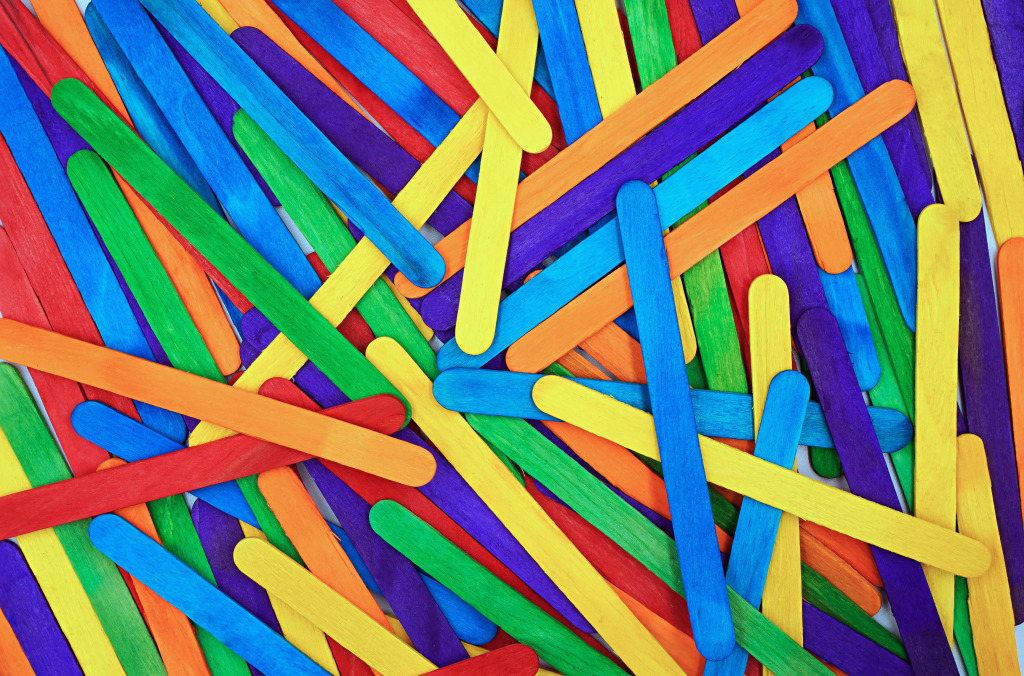 Espalhar palitos de sorvete de madeira coloridos jigsaw puzzle in Zoom puzzles on TheJigsawPuzzles.com