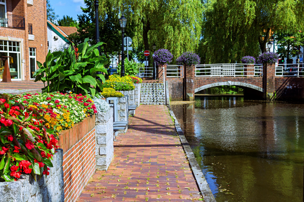 Scenic Central Canal in Papenburg, Germany jigsaw puzzle in Bridges puzzles on TheJigsawPuzzles.com