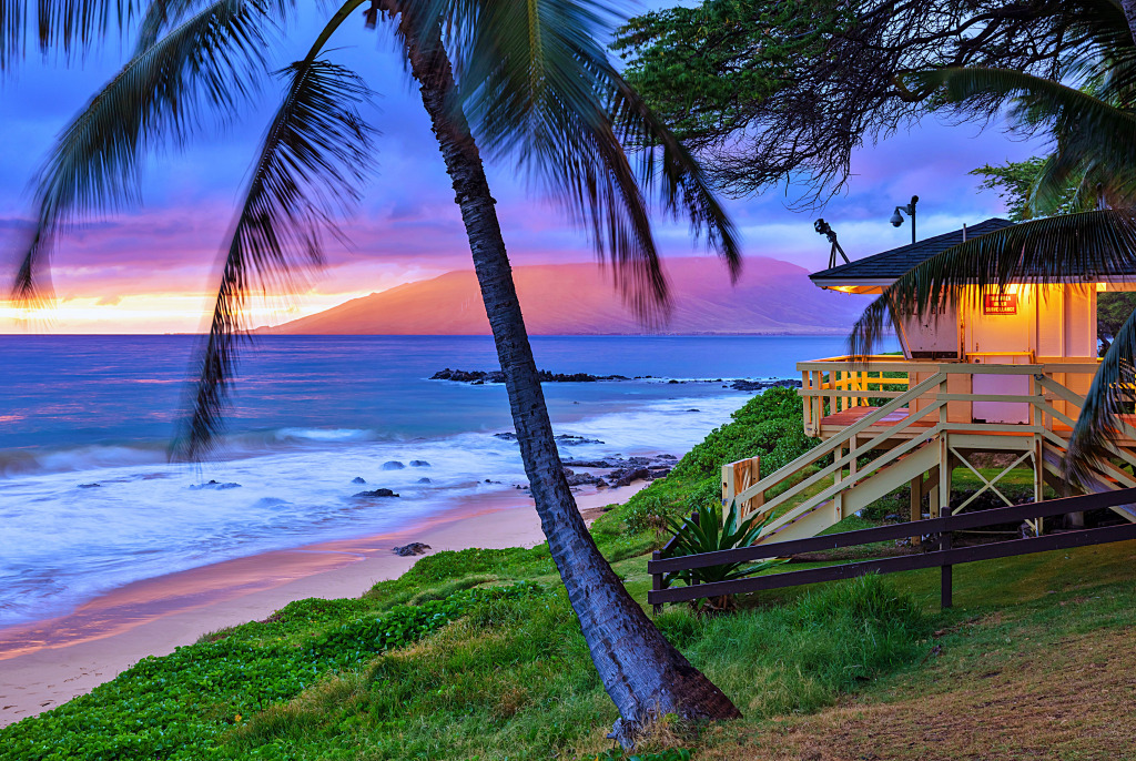 Coucher de soleil sur les montagnes de West Maui, Hawaï jigsaw puzzle in Magnifiques vues puzzles on TheJigsawPuzzles.com