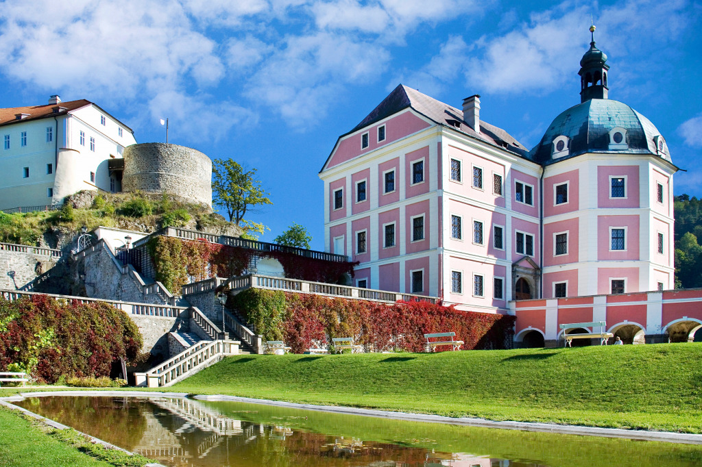 Becov nad Teplou, Bohemia, Czech Republic jigsaw puzzle in Castles puzzles on TheJigsawPuzzles.com