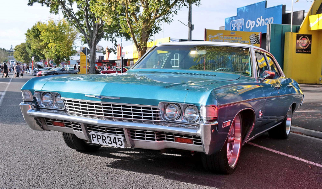 Chevrolet Impala 1968, Hamilton, Nouvelle-Zélande jigsaw puzzle in Voitures et Motos puzzles on TheJigsawPuzzles.com