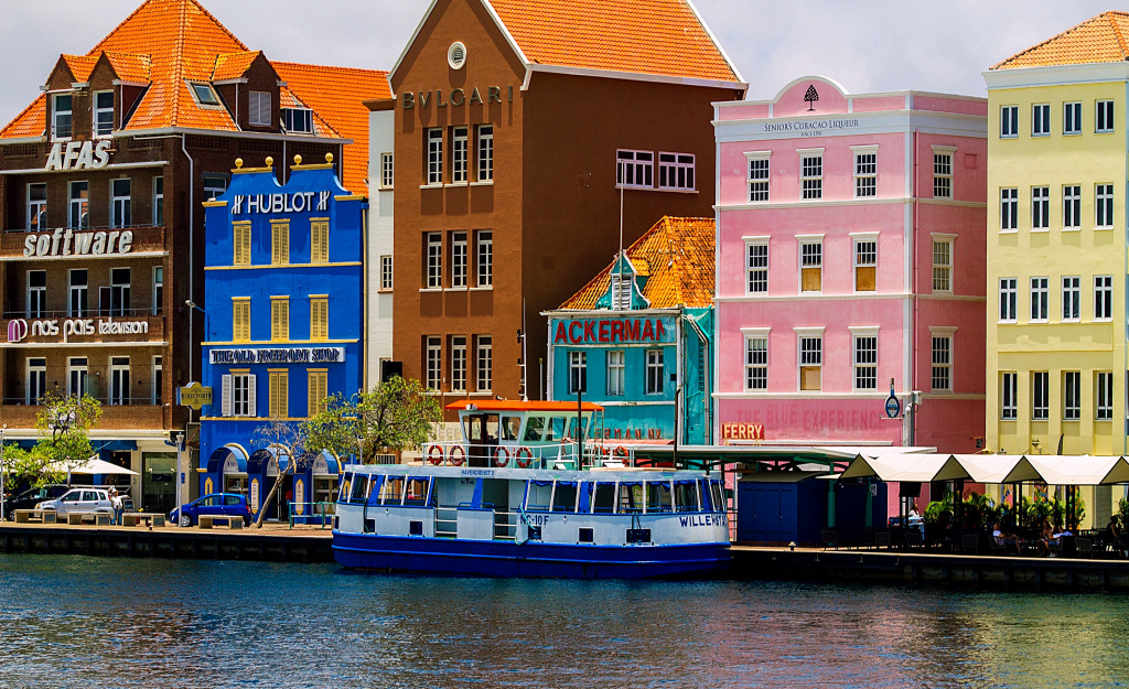 Willemstad Waterfront, Curaçao jigsaw puzzle in Street View puzzles on TheJigsawPuzzles.com