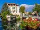 L'Isle-sur-la-Sorgue, Provence, France