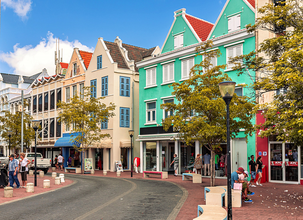 Distrito Histórico de Willemstad, Curaçau jigsaw puzzle in Paisagens de Rua puzzles on TheJigsawPuzzles.com