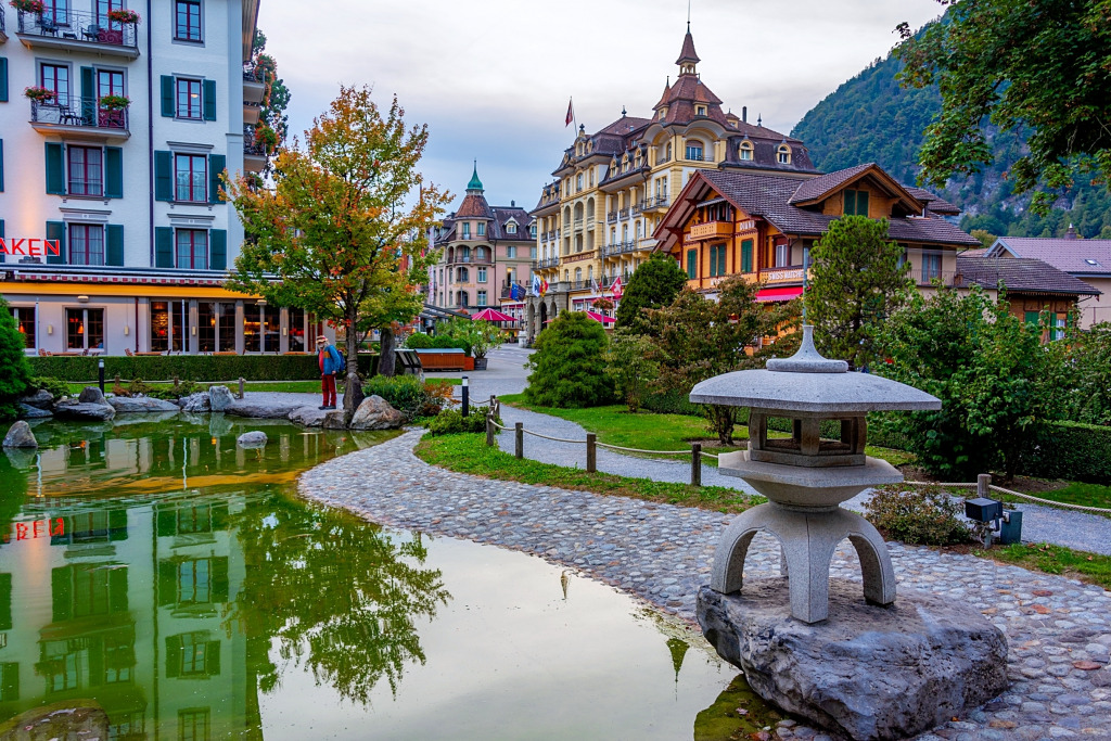 Jardin japonais à Interlaken, Suisse jigsaw puzzle in Paysages urbains puzzles on TheJigsawPuzzles.com