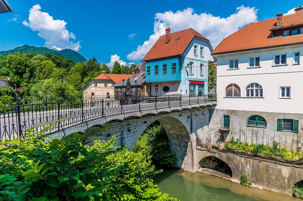 Capuchin Bridge in Skofja Loka, Slovenia jigsaw puzzle in Bridges puzzles on TheJigsawPuzzles.com