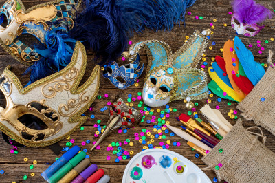 Venetian Mask Painting Workshop jigsaw puzzle in Macro puzzles on ...