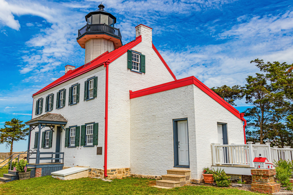 East Point Lighthouse, Heislerville, NJ, USA jigsaw puzzle in Great Sightings puzzles on TheJigsawPuzzles.com