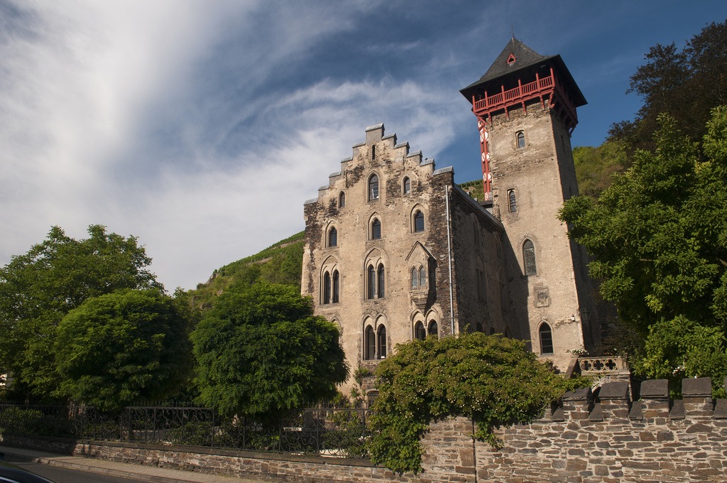 Schloss Liebieg, Mosel jigsaw puzzle in Castles puzzles on TheJigsawPuzzles.com