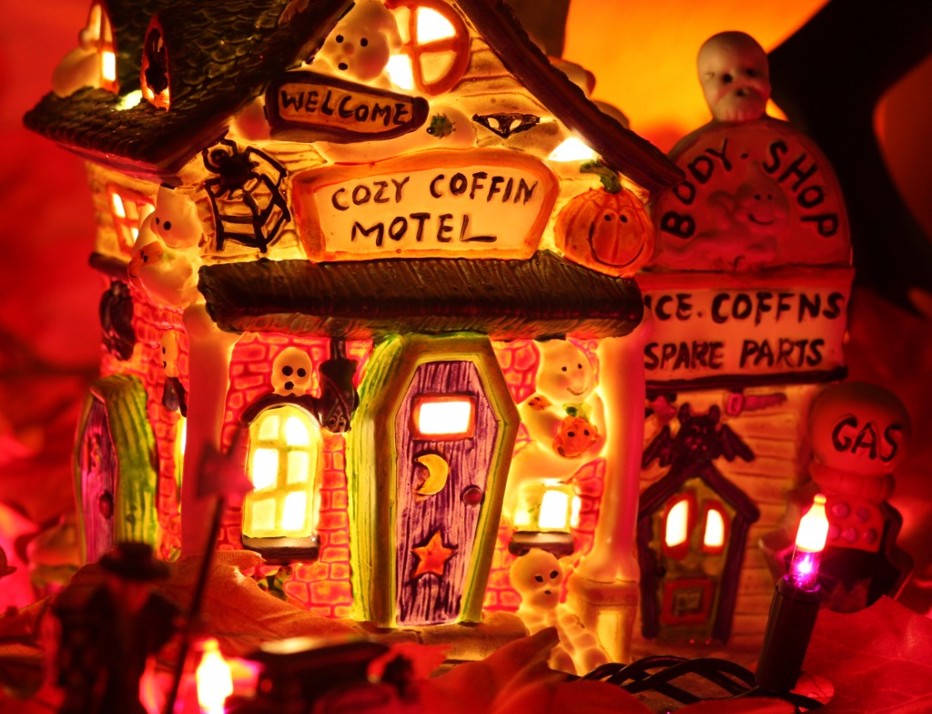Cozy Coffin Motel jigsaw puzzle in Halloween puzzles on TheJigsawPuzzles.com