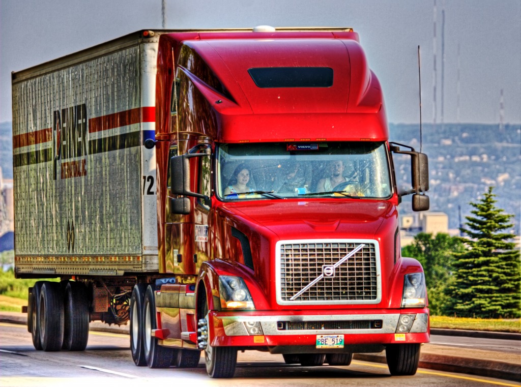 Trucking jigsaw puzzle in Cars & Bikes puzzles on TheJigsawPuzzles.com