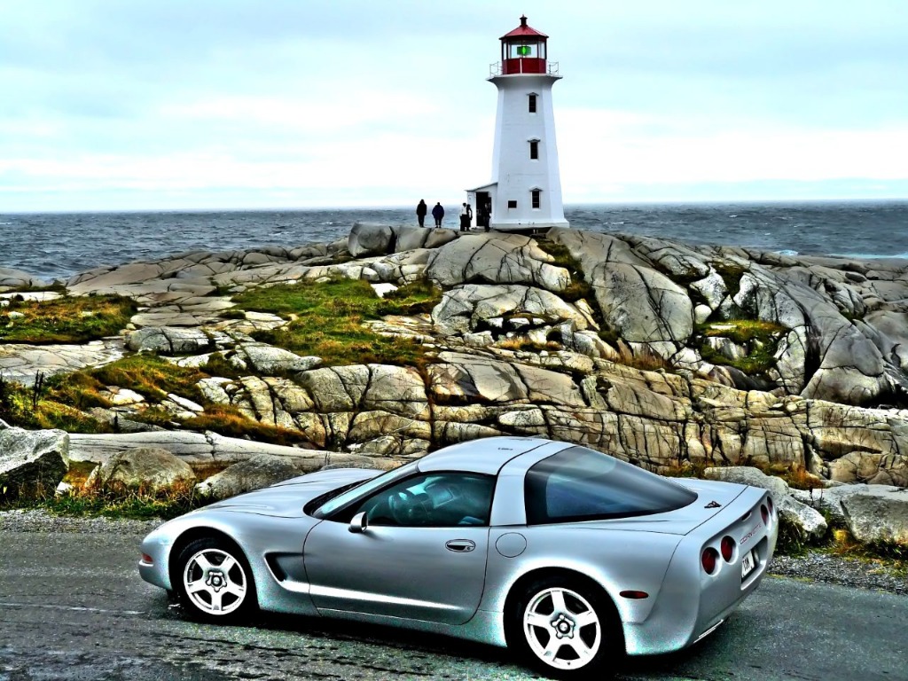 Corvette at Lighthouse jigsaw puzzle in Cars & Bikes puzzles on TheJigsawPuzzles.com