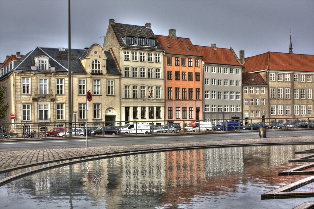 Copenhagen Reflections jigsaw puzzle in Street View puzzles on TheJigsawPuzzles.com