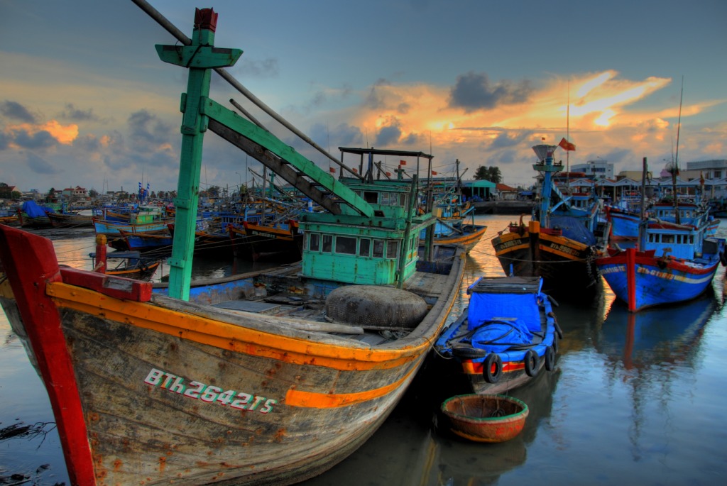 Fischerboot in Phan Thiet jigsaw puzzle in Puzzle des Tages puzzles on TheJigsawPuzzles.com